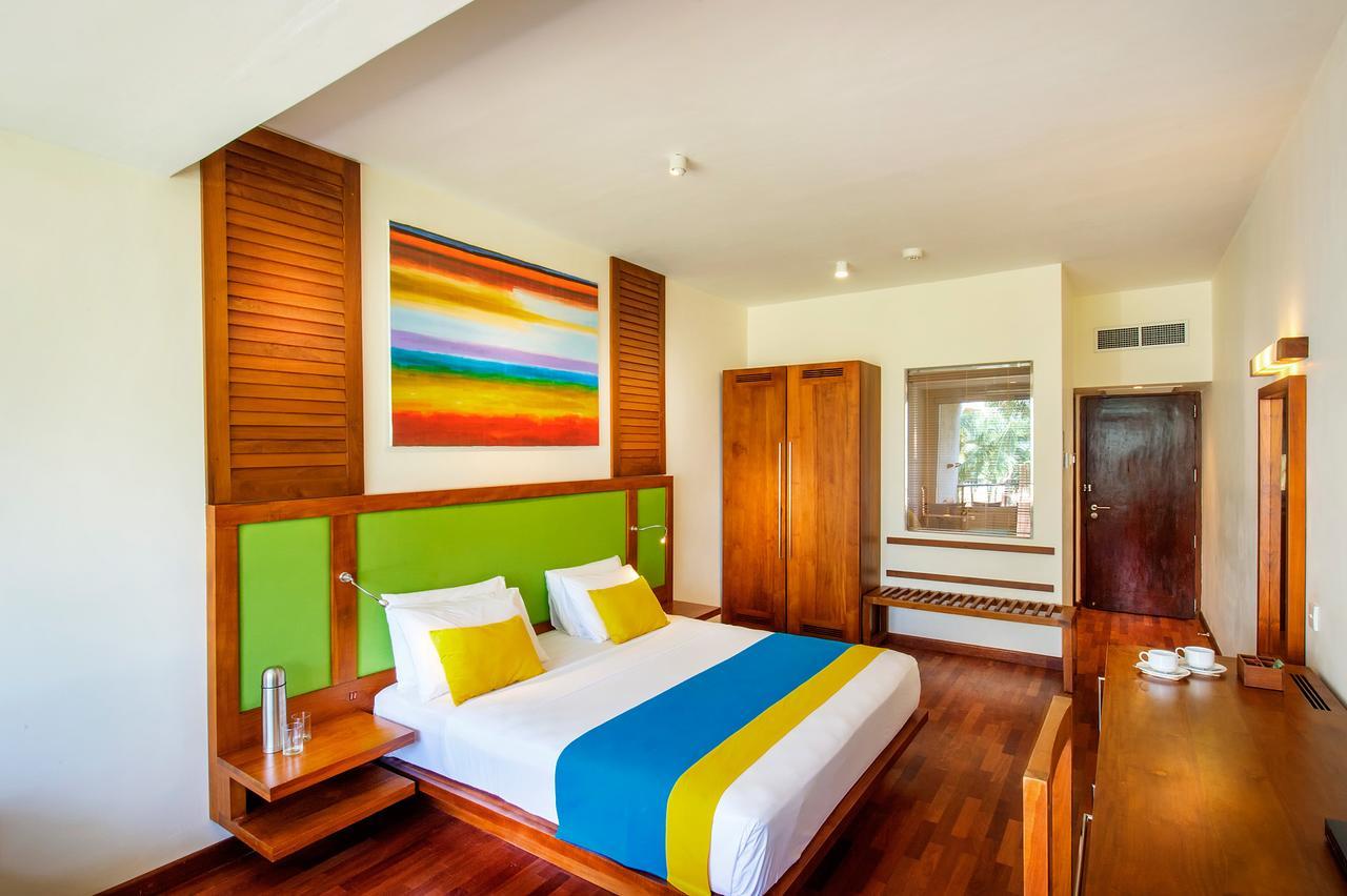 Mermaid Hotel & Club Kalutara Bagian luar foto