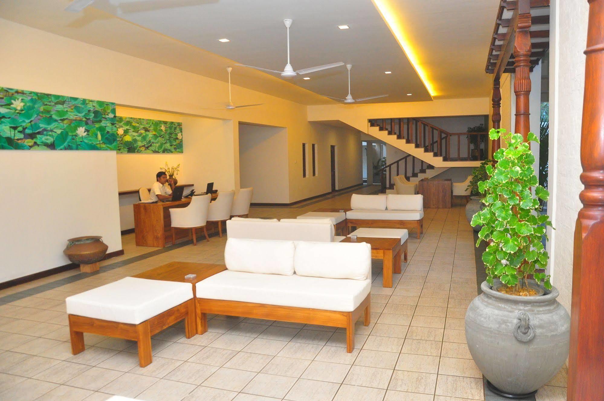 Mermaid Hotel & Club Kalutara Bagian luar foto
