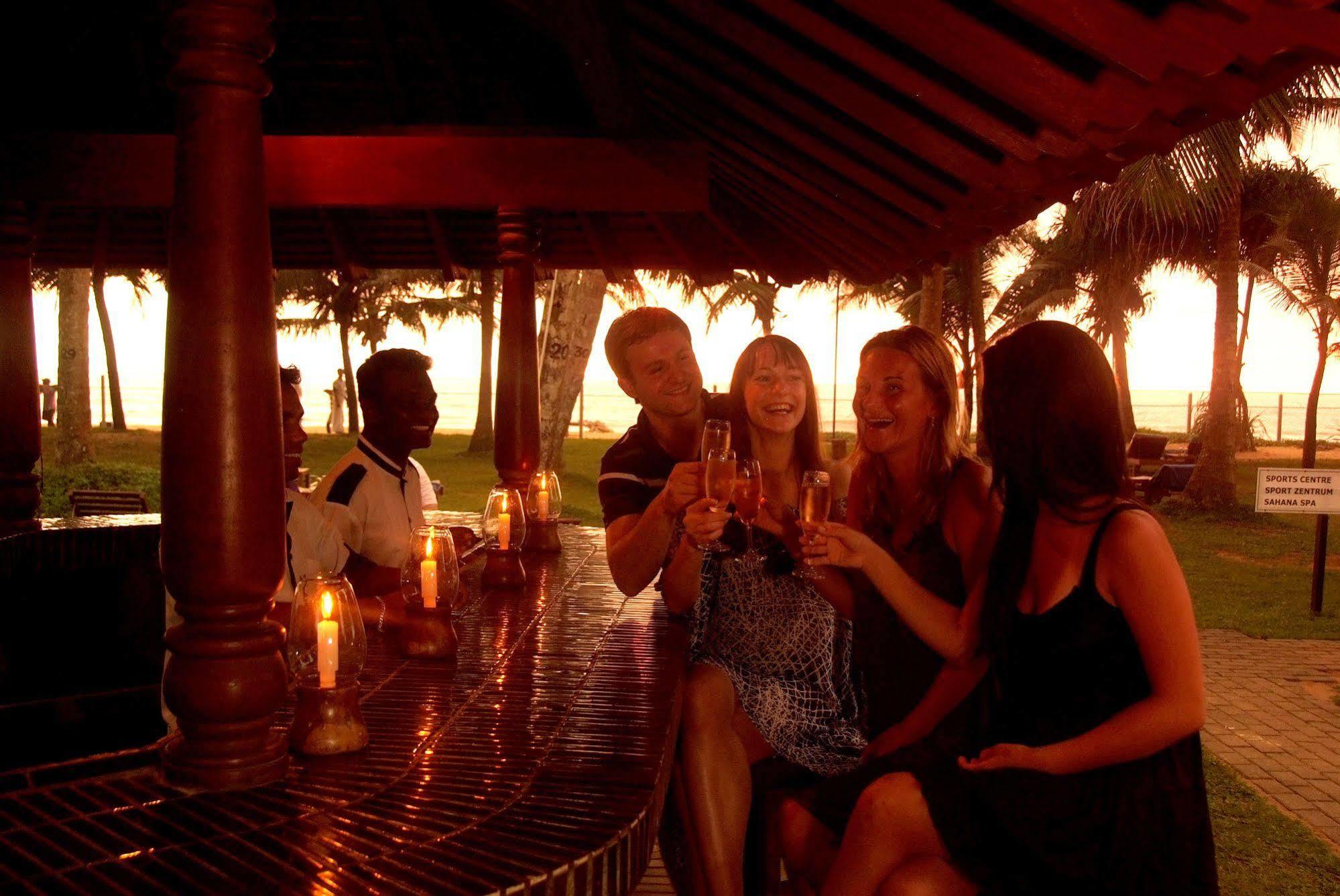 Mermaid Hotel & Club Kalutara Bagian luar foto