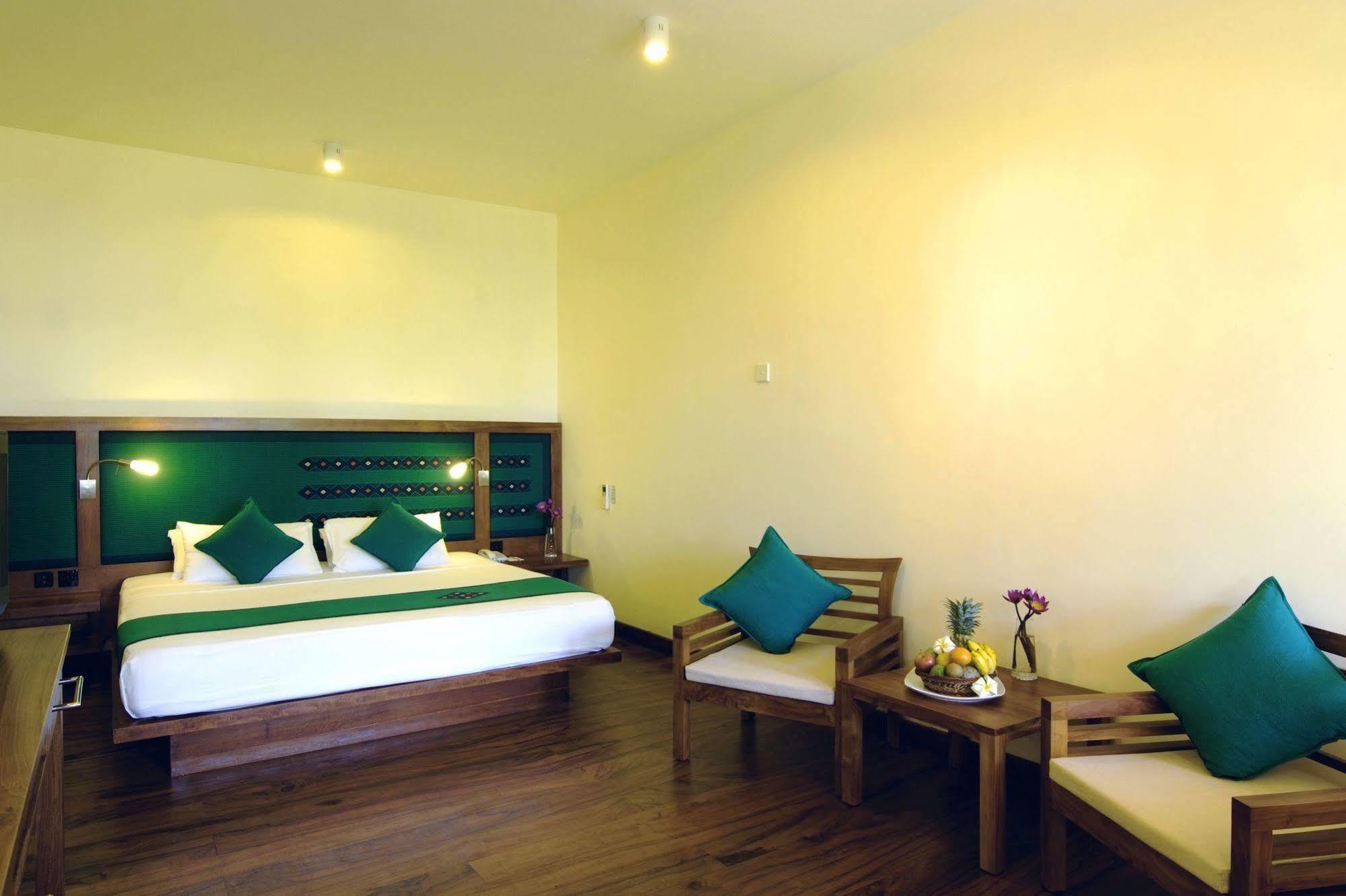 Mermaid Hotel & Club Kalutara Bagian luar foto